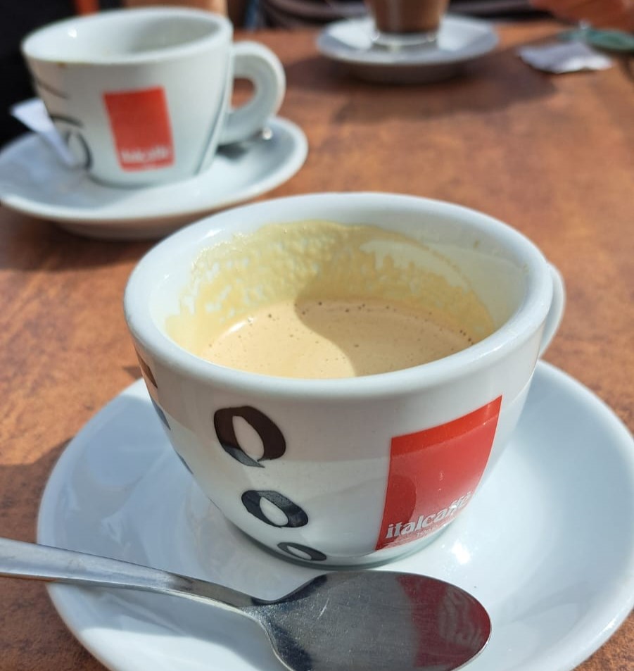 alternative café 